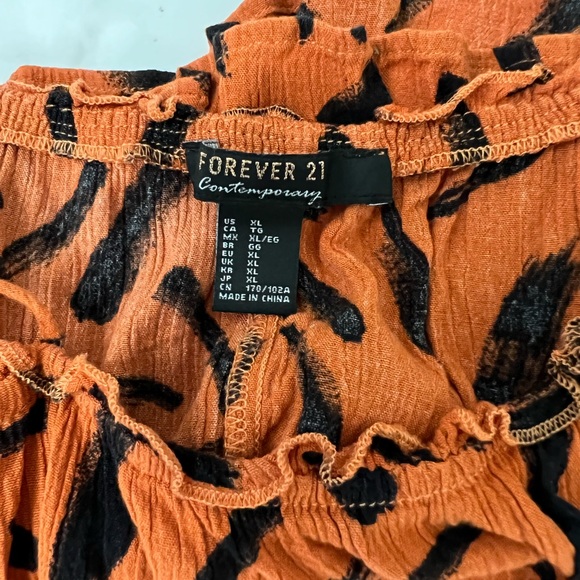 A32 Forever 21 top XL - Picture 3 of 4